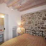 Cozy In Roussines, Dordogne * Roussines