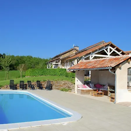 Nyaraló Cozy In Roussines, Dordogne