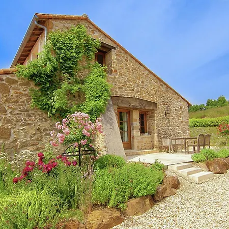 Casa de Férias Cozy In Roussines, Dordogne *