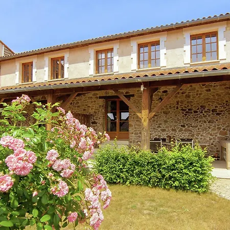Cozy In Roussines, Dordogne Casa de Férias Roussines