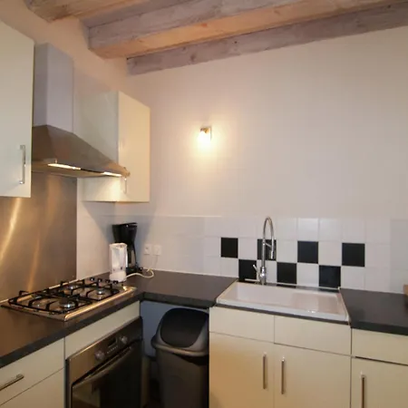 Cozy In Roussines, Dordogne Hébergement de vacances