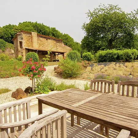 펜션 Cozy In Roussines, Dordogne *