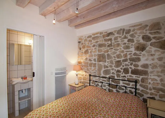 Cozy In Roussines, Dordogne * Roussines