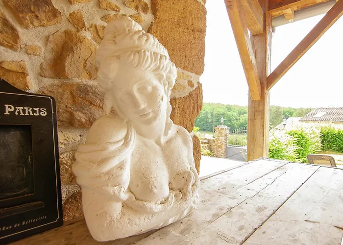 Cozy In Roussines, Dordogne